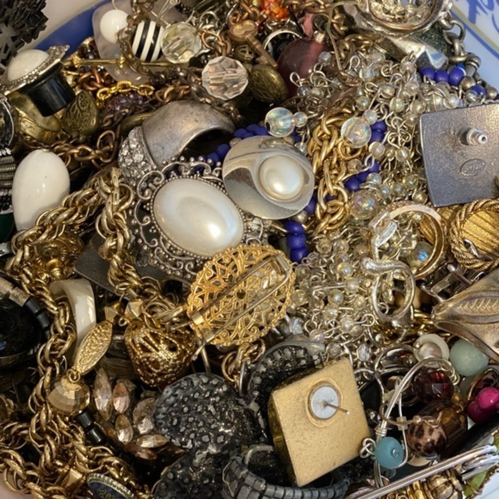 Scrap jewelry lot - Picture 7 of 8